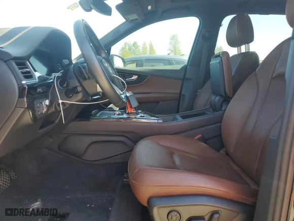 2019 Audi Q7 Prestige with VIN WA1VAAF76KD004430, listed as a Copart auction lot 54002905 with 140,679 mi miles and Clean Title. Bid and sale history available at carsss.com. Image 7.