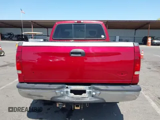 2002 Ford F-250 XL with VIN 1FTNX21F52EB48666, listed as a IAAI auction lot 42519667 with 243,511 mi miles and . Bid and sale history available at DreamBid. Image 16.