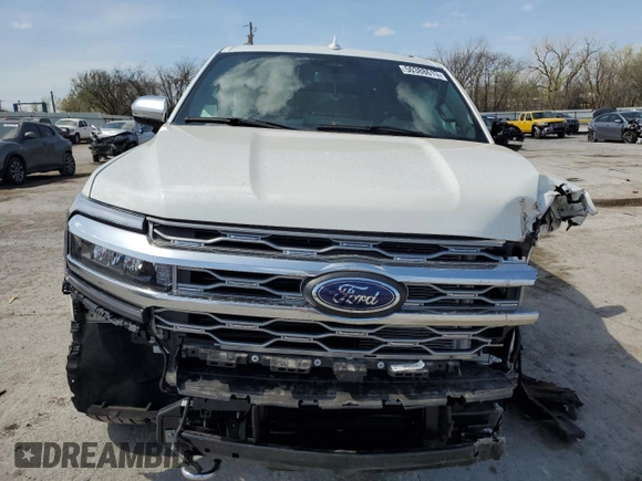 2024 Ford Expedition Max Platinum with VIN 1FMJK1M87REA37031, listed as a Copart auction lot 50388615 with 6,900 mi miles and Salvage title. Bid and sale history available at DreamBid. Image 5.