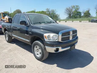 2008 Dodge 1500 SLT z VIN 1D7HU18218S571053, wystawiony jako IAAI lot #42249504 z przebiegiem 177 545 mil mil oraz . Historia ofert i sprzedaży dostępna na DreamBid. Obrazek 1.