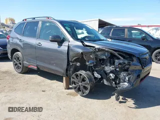 2021 Subaru Forester Sport with VIN JF2SKARC2MH467046, listed as a IAAI auction lot 41767601 with 40,770 mi miles. Bid and sale history available at carsss.com. Image 1.