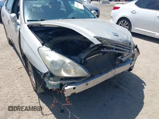 2002 Lexus ES 300 with VIN JTHBF30G820060132, listed as a IAAI auction lot 42021953 with 167,763 mi miles. Bid and sale history available at carsss.com. Image 6.