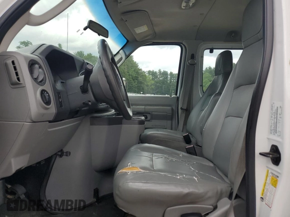 2013 Ford Econoline Passenger XL z VIN 1FBSS3BL4DDB08412, wystawiony jako Copart lot #63999845 z przebiegiem Nie podano mil oraz Czysty tytuł • Clean title. Historia ofert i sprzedaży dostępna na DreamBid. Obrazek 7.