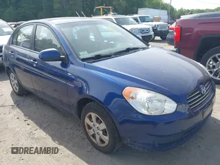 2010 Hyundai Accent GLS z VIN KMHCN4AC1AU469991, wystawiony jako IAAI lot #42374708 z przebiegiem 174 014 mil mil oraz . Historia ofert i sprzedaży dostępna na DreamBid. Obrazek 1.