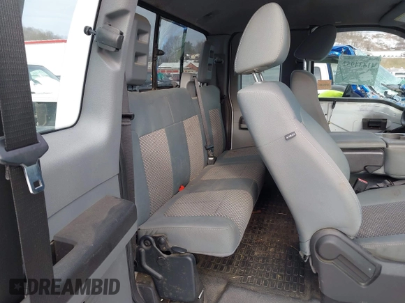 2011 Ford F-350 with VIN 1FT7X3B6XBEB57439, listed as a IAAI auction lot 41434952 with 305,000 mi miles and . Bid and sale history available at DreamBid. Image 8.