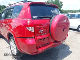 2007 Toyota RAV4 Sport с VIN JTMBK32V476024774, выставлен на аукционе IAAI как лот 42648957 с пробегом 231 545 миль миль и . История ставок и продаж доступна на DreamBid. Изображение 6.