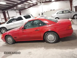 1992 Mercedes-Benz 300 with VIN WDBFA61E1NF037324, listed as a IAAI auction lot 41586666 with 84,504 mi miles and . Bid and sale history available at DreamBid. Image 14.