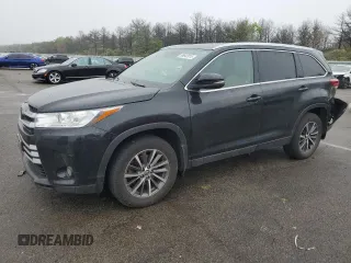 2019 Toyota Highlander SE with VIN 5TDJZRFH1KS572240, listed as a Copart auction lot 56642015 with 286,720 mi miles and Salvage title. Bid and sale history available at DreamBid. Image 1.