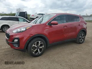 2020 Kia Sportage LX z VIN KNDPMCACXL7730197, wystawiony jako Copart lot #55149105 z przebiegiem 72 406 mil mil oraz Szkoda całkowita • Salvage title. Historia ofert i sprzedaży dostępna na DreamBid. Obrazek 1.