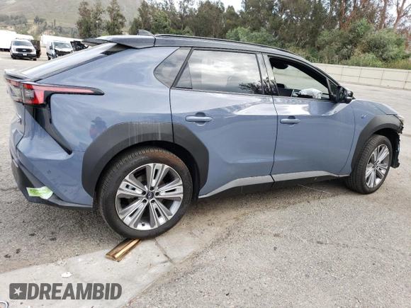 2023 Subaru Solterra Premium с VIN JTMABABA8PA009866, выставлен на аукционе Copart как лот 67385543 с пробегом 2 496 миль миль и . История ставок и продаж доступна на DreamBid. Изображение 3.