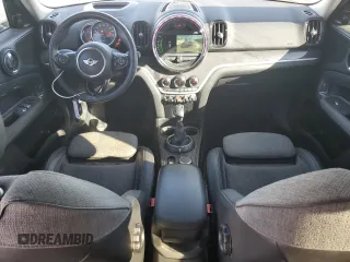 2017 MINI Countryman Cooper S с VIN WMZYT3C35H3D97686, выставлен на аукционе Copart как лот 42800275 с пробегом 88 528 миль миль и Списание • Salvage title. История ставок и продаж доступна на DreamBid. Изображение 8.