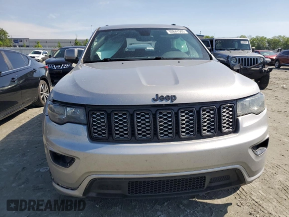 2017 Jeep Grand Cherokee Altitude z VIN 1C4RJEAG5HC929995, wystawiony jako Copart lot #55647565 z przebiegiem 207 845 mil mil oraz Szkoda całkowita • Salvage title. Historia ofert i sprzedaży dostępna na DreamBid. Obrazek 5.