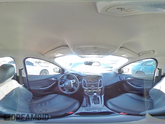 2014 Ford Focus Titanium z VIN 1FADP3N2XEL263357, wystawiony jako Copart lot #84610634 z przebiegiem 142 023 mil mil oraz Nie do naprawy • Non repairable. Historia ofert i sprzedaży dostępna na DreamBid. Obrazek 14.