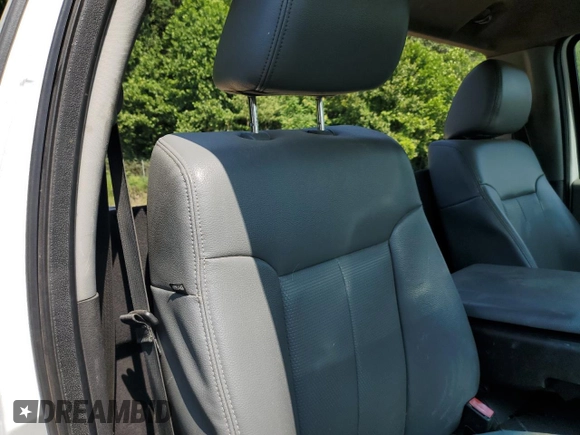 2015 Ford F-250 XLT с VIN 1FTBF2B65FEC49183, выставлен на аукционе Copart как лот 65207195 с пробегом 279 562 миль миль и Списание • Salvage title. История ставок и продаж доступна на DreamBid. Изображение 10.