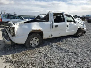 2006 Chevrolet Silverado 1500 LT1 with VIN 2GCEK13T761207865, listed as a Copart auction lot 48431545 with 0 mi miles and Salvage Title. Bid and sale history available at carsss.com. Image 3.