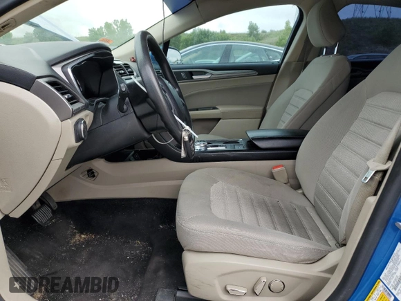 2020 Ford Fusion SE with VIN 3FA6P0LUXLR266057, listed as a Copart auction lot 61154555 with 97,536 mi miles and Non repairable. Bid and sale history available at DreamBid. Image 7.