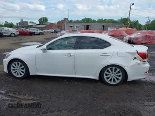 2012 Lexus IS 250 с VIN JTHCF5C28C5057350, выставлен на аукционе IAAI как лот 42196528 с пробегом 131 828 миль миль и . История ставок и продаж доступна на DreamBid. Изображение 17.