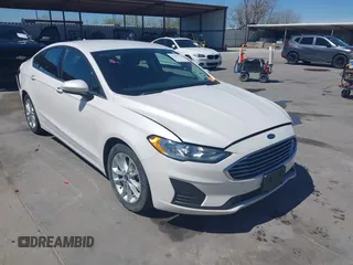 2019 Ford Fusion SE with VIN 3FA6P0HD0KR215531, listed as a IAAI auction lot 41867778 with 101,893 mi miles. Bid and sale history available at carsss.com. Image 1.
