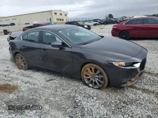 2020 Mazda 3 Preferred with VIN 3MZBPBDM4LM117771, listed as a Copart auction lot 84472484 with 44,559 mi miles and Salvage title. Bid and sale history available at DreamBid. Image 4.
