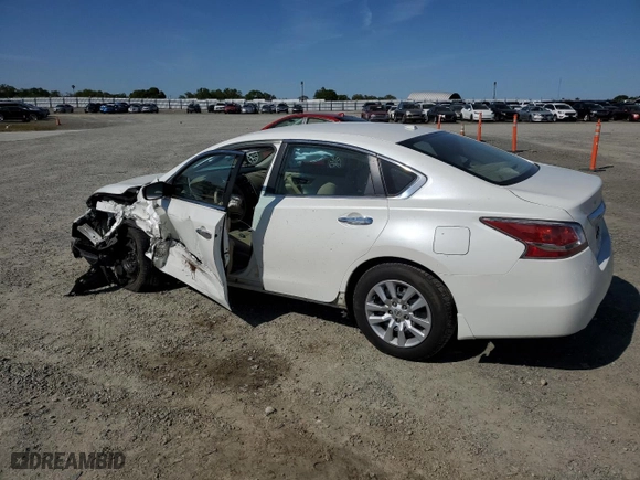 2014 Nissan Altima 2.5 S with VIN 1N4AL3AP7EN259898, listed as a Copart auction lot 52050815 with 110,771 mi miles and Salvage Title. Bid and sale history available at carsss.com. Image 2.