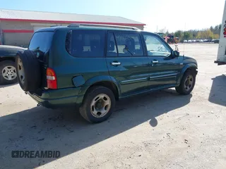 2002 Suzuki XL-7 Standard with VIN JS3TX92V124124409, listed as a IAAI auction lot 42166017 with 194,418 mi miles. Bid and sale history available at carsss.com. Image 4.