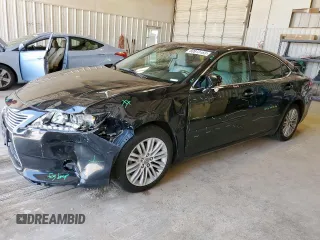 2014 Lexus ES 330 with VIN JTHBK1GG3E2113933, listed as a Copart auction lot 60913165 with 148,744 mi miles and Salvage title. Bid and sale history available at DreamBid. Image 1.