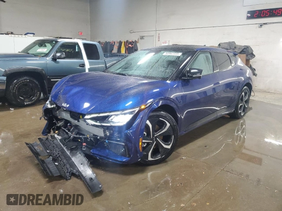 2022 Kia EV6 GT-Line with VIN KNDC4DLC8N5051268, listed as a Copart auction lot 50962335 with 9,589 mi miles and Salvage Title. Bid and sale history available at carsss.com. Image 1.