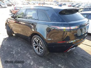 2018 Land Rover Range Rover Velar R-Dynamic HSE with VIN SALYM2RV6JA758768, listed as a IAAI auction lot 41753401 with 30,324 mi miles and . Bid and sale history available at DreamBid. Image 3.