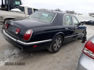 2001 Bentley Arnage with VIN SCBLC31E71CX06210, listed as a Copart auction lot 88364305 with Not Provided miles and Clean Title. Bid and sale history available at DreamBid. Image 3.