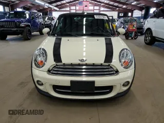 2015 MINI Convertible with VIN WMWZN3C51FT861693, listed as a Copart auction lot 63597565 with 193,157 mi miles and Clean title. Bid and sale history available at DreamBid. Image 5.