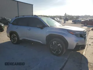 2025 Subaru Forester Limited with VIN JF2SLDRC2SH444541, listed as a Copart auction lot 49526075 with 3,286 mi miles and Salvage Title. Bid and sale history available at carsss.com. Image 4.