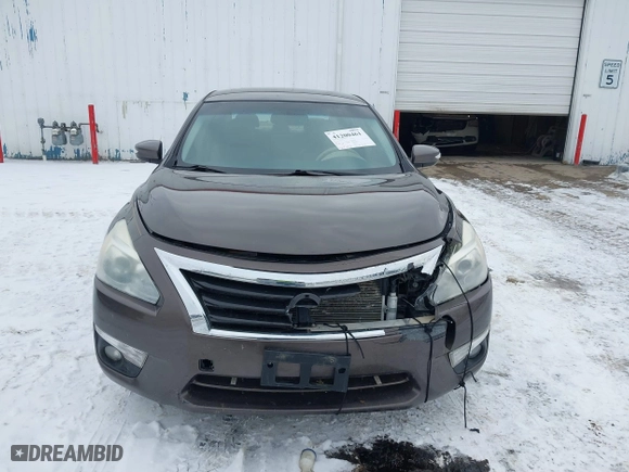 2013 Nissan Altima 2.5 SL with VIN 1N4AL3AP8DN541191, listed as a IAAI auction lot 41200461 with 125,409 mi miles. Bid and sale history available at carsss.com. Image 12.