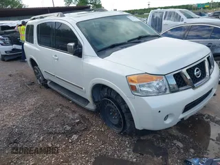 2014 Nissan Armada Platinum z VIN 5N1BA0NF0EN610361, wystawiony jako IAAI lot #42174406 z przebiegiem 178 376 mil mil oraz . Historia ofert i sprzedaży dostępna na DreamBid. Obrazek 1.