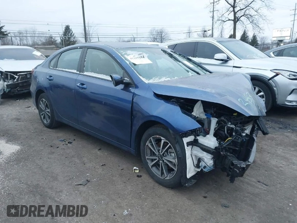 2024 Kia Forte LXS z VIN 3KPF24AD9RE822457, wystawiony jako IAAI lot #41235294 z przebiegiem 5 612 mil mil oraz . Historia ofert i sprzedaży dostępna na DreamBid. Obrazek 1.