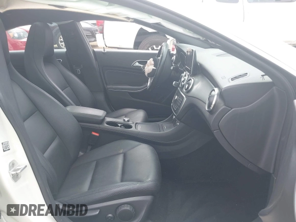 2015 Mercedes-Benz CLA 250 with VIN WDDSJ4GB2FN274032, listed as a IAAI auction lot 42408281 with 50,620 mi miles and . Bid and sale history available at DreamBid. Image 5.