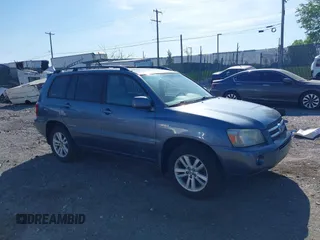 2006 Toyota Highlander z VIN JTEEW21A260024019, wystawiony jako IAAI lot #42151521 z przebiegiem 202 823 mil mil oraz . Historia ofert i sprzedaży dostępna na DreamBid. Obrazek 1.