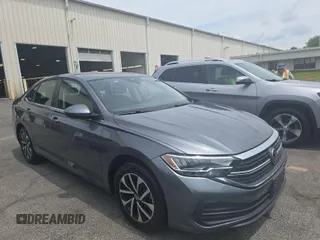 2024 Volkswagen Jetta S with VIN 3VW5M7BU3RM041426, listed as a IAAI auction lot 42735289 with 31,608 mi miles and . Bid and sale history available at DreamBid. Image 7.