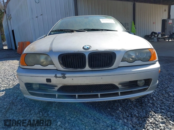2001 BMW 3 Series 330Ci with VIN WBABS53421JU87323, listed as a IAAI auction lot 41596451 with 1 mi miles. Bid and sale history available at carsss.com. Image 12.