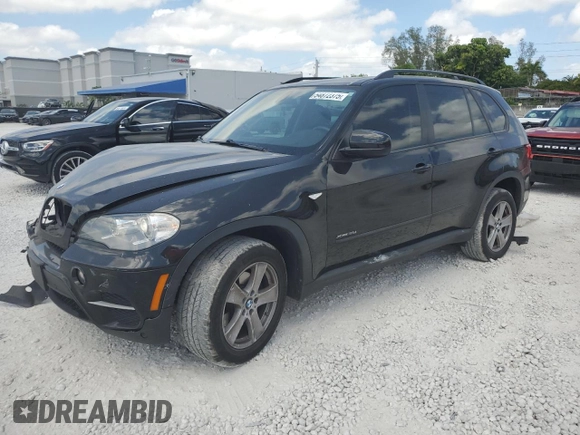 2013 BMW X5 xDrive35i z VIN 5UXZV4C58D0B21356, wystawiony jako Copart lot #54872375 z przebiegiem 113 825 mil mil oraz Szkoda całkowita • Salvage title. Historia ofert i sprzedaży dostępna na DreamBid. Obrazek 1.