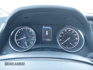 2020 Toyota Camry SE z VIN 4T1M11AK7LU993039, wystawiony jako IAAI lot #41492895 z przebiegiem 32 498 mil mil oraz . Historia ofert i sprzedaży dostępna na DreamBid. Obrazek 7.