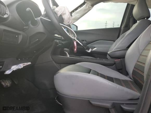 2022 Nissan Kicks SR with VIN 3N1CP5DVXNL527617, listed as a Copart auction lot 80973234 with 30,914 mi miles and Salvage Title. Bid and sale history available at carsss.com. Image 7.