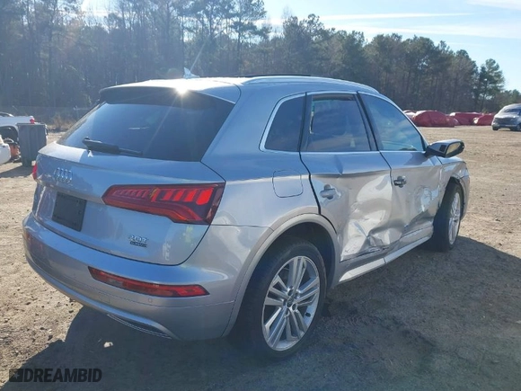 2018 Audi Q5 Premium Plus with VIN WA1BNAFY3J2002273, listed as a IAAI auction lot 41690154 with 73,114 mi miles. Bid and sale history available at carsss.com. Image 4.