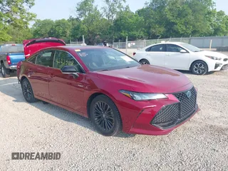 2019 Toyota Avalon Limited Hybrid z VIN 4T1B21FB9KU008154, wystawiony jako IAAI lot #42423108 z przebiegiem 113 376 mil mil oraz . Historia ofert i sprzedaży dostępna na DreamBid. Obrazek 1.