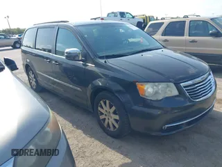2011 Chrysler Town & Country Touring-L with VIN 2A4RR8DG4BR784138, listed as a IAAI auction lot 42124052 with 105,645 mi miles. Bid and sale history available at carsss.com. Image 1.