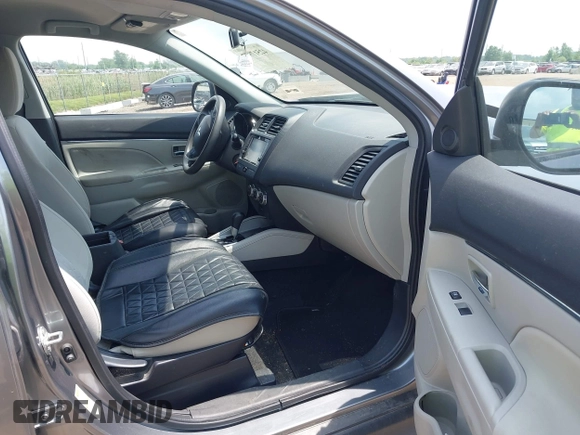 2020 Mitsubishi Outlander ES with VIN JA4AP3AU2LU013097, listed as a IAAI auction lot 42517907 with 47,549 mi miles and . Bid and sale history available at DreamBid. Image 5.