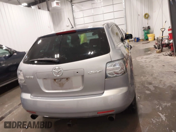2007 Mazda CX-7 Sport with VIN JM3ER293670158686, listed as a IAAI auction lot 41920114 with 179,012 mi miles. Bid and sale history available at carsss.com. Image 16.