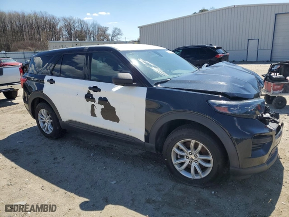 2020 Ford Police Interceptor Utility with VIN 1FM5K8AB8LGB85548, listed as a Copart auction lot 50414605 with 0 mi miles and Salvage Title. Bid and sale history available at carsss.com. Image 4.