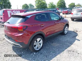 2024 Buick Encore GX Preferred с VIN KL4AMCSL7RB199805, выставлен на аукционе IAAI как лот 42562166 с пробегом 1 859 миль миль и . История ставок и продаж доступна на DreamBid. Изображение 4.