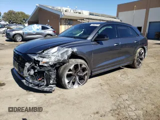 2023 Audi RS Q8 z VIN WU1ARBF18PD005006, wystawiony jako Copart lot #70642564 z przebiegiem 16 570 mil mil oraz Szkoda całkowita • Salvage title. Historia ofert i sprzedaży dostępna na DreamBid. Obrazek 1.