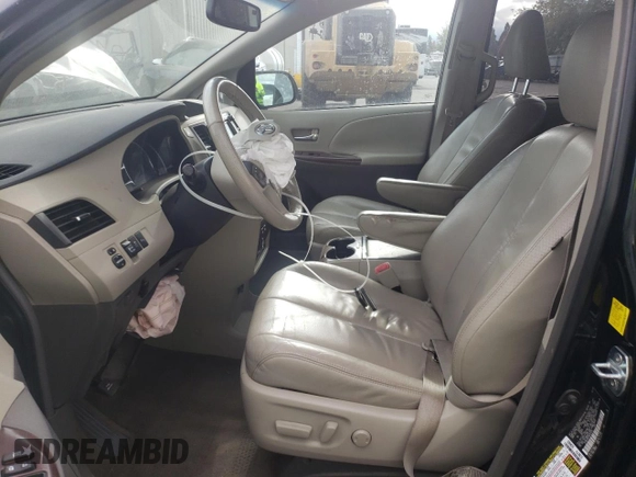 2011 Toyota Sienna XLE with VIN 5TDDK3DC1BS022039, listed as a Copart auction lot 71971634 with 121,100 mi miles and Salvage Title. Bid and sale history available at carsss.com. Image 7.